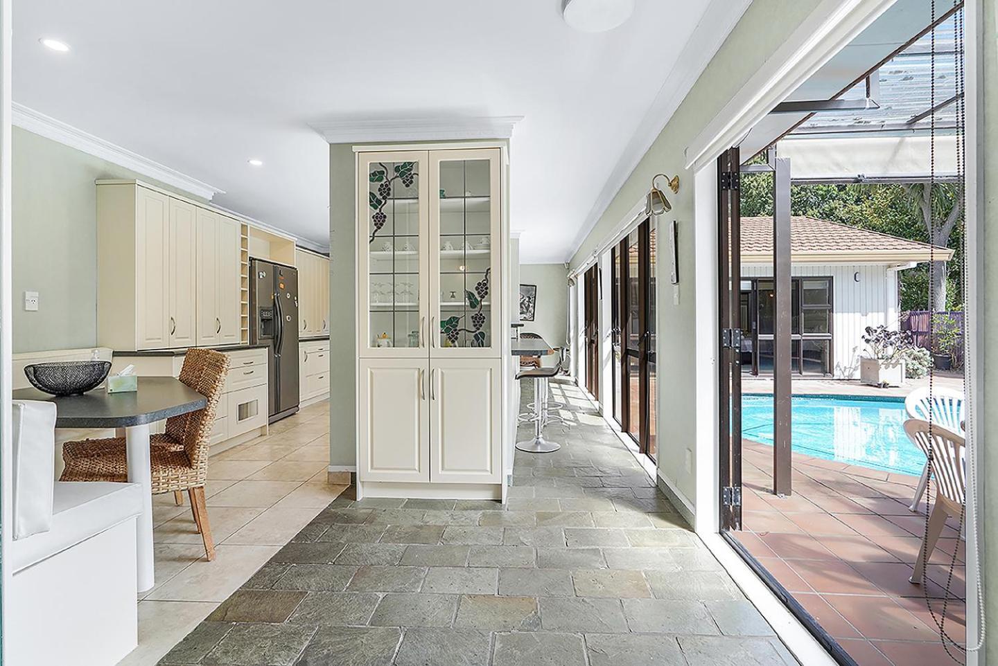 Wow, Spacious Home With A Pool Hamilton Exteriér fotografie
